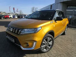 Gold Gebraucht 2024 Suzuki Vitara Comfort SUV | 22.990 € (Fairer Preis)