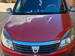 Rot Gebraucht 2011 Dacia Sandero Stepway Kleinwagen | 4.200 € (Etwas zu teuer)