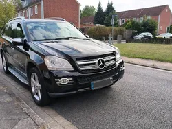 Schwarz Gebraucht 2009 Mercedes GL320 SUV | 10.900 €