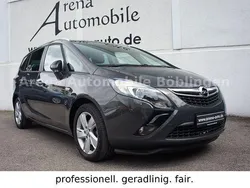 Grau Gebraucht 2016 Opel Zafira Tourer drive Van / Kleinbus | 13.990 € (Teuer)