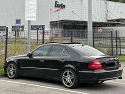 Schwarz Gebraucht 2005 Mercedes E320 Avantgarde Limousine | 5.499 € (Fairer Preis)