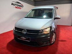 Silber Gebraucht 2016 VW Caddy Trendline Van / Kleinbus | 20.590 € (Guter Preis)
