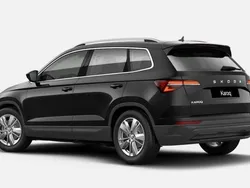 Blackmagic perleffekt Neu 2025 Skoda Karoq Selection SUV | 36.590 € (Guter Preis)
