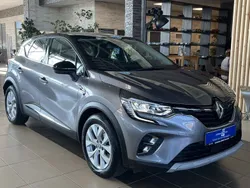 Grau Gebraucht 2021 Renault Captur Intens SUV | 18.870 € (Fairer Preis)