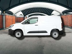 Kaolin weiß Neu 2025 Opel Combo Kombi | 23.041 € (Fairer Preis)