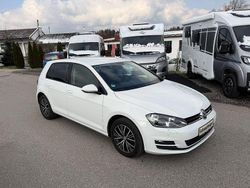 Weiß Gebraucht 2016 VW Golf VII Allstar Limousine | 9.750 € (Superpreis)