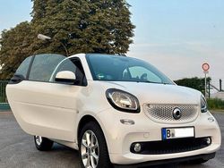 Weiß Gebraucht 2016 Smart ForTwo Coupé Kleinwagen | 11.900 € (Fairer Preis)