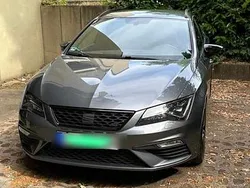 Grau Gebraucht 2018 Cupra Leon Kombi | 20.500 € (Fairer Preis)