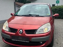 Rot Gebraucht 2006 Renault Scénic II Van / Kleinbus | 1.200 € (Guter Preis)