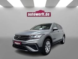 Silber Gebraucht 2024 VW Tiguan Allspace Life SUV | 33.490 € (Superpreis)