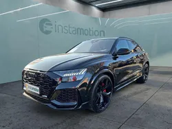 Schwarz Gebraucht 2024 Audi RS Q8 SUV | 130.949 € (Etwas zu teuer)