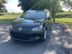 Schwarz Gebraucht 2013 VW Touran Match Van / Kleinbus | 12.500 € (Teuer)