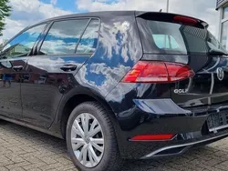 Schwarz Gebraucht 2017 VW Golf VII Comfortline Limousine | 13.950 € (Fairer Preis)