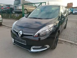 Schwarz Gebraucht 2015 Renault Scénic III LIMITED Van / Kleinbus | 5.999 € (Fairer Preis)