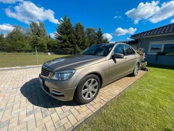 Gold Gebraucht 2011 Mercedes C180 Limousine | 8.499 €