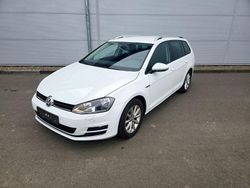 Weiß Gebraucht 2015 VW Golf VII Business Kombi | 6.790 € (Fairer Preis)