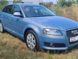 Sphaerenblau (metallic) Gebraucht 2009 Audi A3 Sportback Attraction Limousine | 6.750 € (Fairer Preis)