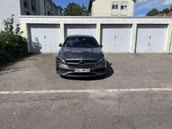 Grau Gebraucht 2016 Mercedes CLA220 Limousine | 17.000 € (Fairer Preis)
