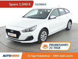 Weiß Gebraucht 2019 Hyundai i30 Select Kombi | 12.620 € (Fairer Preis)