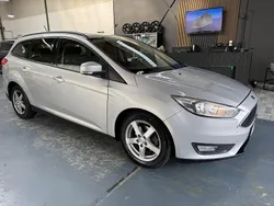 Silber Gebraucht 2017 Ford Focus Business Edition Kombi | 4.600 € (Guter Preis)