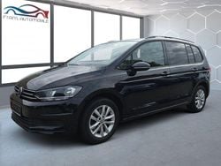 Schwarz Gebraucht 2016 VW Touran Comfortline Van / Kleinbus | 12.985 € (Superpreis)