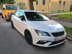 Weiß Gebraucht 2017 Seat Leon ST FR Kombi | 16.500 € (Teuer)