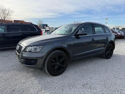 Grau Gebraucht 2010 Audi Q5 S-Line SUV | 9.999 € (Guter Preis)