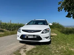 Schwarz Gebraucht 2010 Hyundai i30 Style Kombi | 5.699 € (Etwas zu teuer)