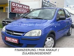 Blau Gebraucht 2005 Opel Corsa Basis Kleinwagen | 1.990 € (Etwas zu teuer)