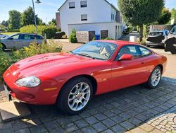 Rot Gebraucht 1998 Jaguar XKR Coupé | 27.000 €