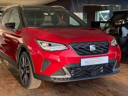 "desire" rot Gebraucht 2024 Seat Arona Design SUV | 24.700 € (Fairer Preis)