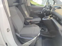 Weiß Gebraucht 2021 Toyota Proace City Van | 15.000 € (Etwas zu teuer)