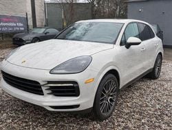 Grau Gebraucht 2021 Porsche Cayenne Basis SUV | 58.850 € (Superpreis)