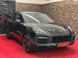 Schwarz Gebraucht 2022 Porsche Cayenne GTS SUV | 83.990 € (Guter Preis)