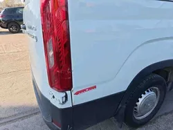 Weiß Gebraucht 2024 Maxus V90 Van | 19.949 € (Guter Preis)