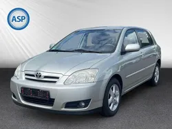 Silber (silver metallic) Gebraucht 2006 Toyota Corolla Edition Limousine | 5.490 € (Etwas zu teuer)