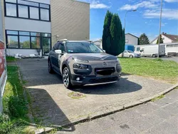 Braun Gebraucht 2017 Citroën C4 Cactus PureTech Kleinwagen | 9.500 €