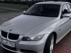 Gebraucht 2005 BMW 330 Limousine | 12.500 €
