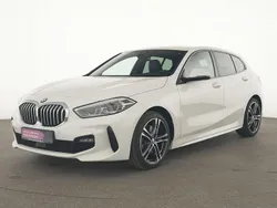Alpinweiss Gebraucht 2022 BMW 120 M Sport Kleinwagen | 28.545 € (Fairer Preis)