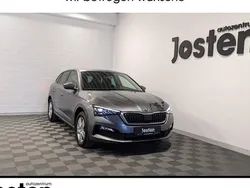 Grau Gebraucht 2023 Skoda Scala Style Kleinwagen | 20.990 € (Guter Preis)