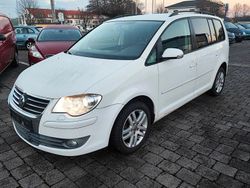 Weiß Gebraucht 2008 VW Touran Van / Kleinbus | 2.790 € (Guter Preis)