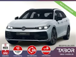 Oyster silver metallic / dach: Neu 2025 VW Passat R-line Kombi | 50.688 € (Superpreis)