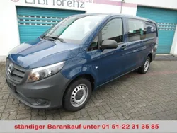 Blau Gebraucht 2018 Mercedes Vito Van / Kleinbus | 17.890 € (Fairer Preis)