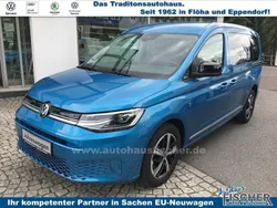 Blau Gebraucht 2023 VW Caddy Maxi Style Van / Kleinbus | 33.980 € (Fairer Preis)
