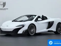 Silica white Gebraucht 2016 McLaren 675LT Cabrio | 279.900 €