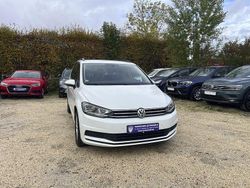 Weiss / 0q pure white Gebraucht 2020 VW Touran Comfortline Van / Kleinbus | 22.599 € (Fairer Preis)