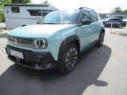 Grün Gebraucht 2025 Renault 4 E-Tech Iconic SUV | 37.809 € (Fairer Preis)