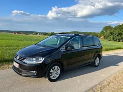Schwarz Gebraucht 2019 VW Sharan Comfortline Van / Kleinbus | 27.500 € (Fairer Preis)