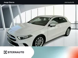Unilack polarweiß Gebraucht 2022 Mercedes A200 Progressive Limousine | 27.759 € (Fairer Preis)