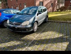 Nissan Almera Tino